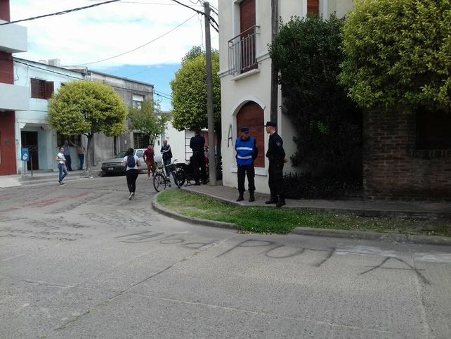 Escracharon la casa del juez Rossi