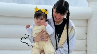 Qué es la Ley Cazzu:&nbsp; la propuesta en México que busca que los padres cumplan sus responsabilidades