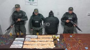 Cayó una mujer por venta de cocaína en Bº Guadalupe Oeste: intentó sobornar a gendarmes y luego resistió el procedimiento