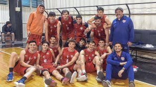 Unión B dio la nota, eliminó como visitante a Alma Juniors, y pugnará por subir a la A1 del Torneo Oficial.