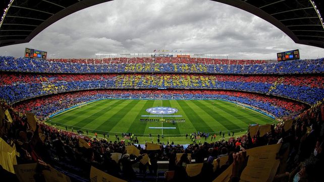 Barcelona-Real Madrid: récord de gente en fútbol femenino