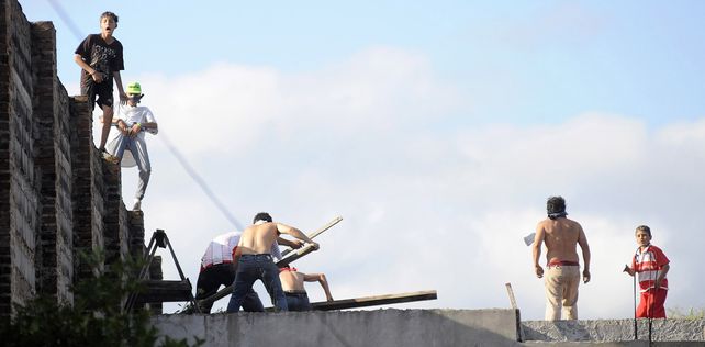 Por los saqueos en los súper de Rosario, hubo 65 detenidos
