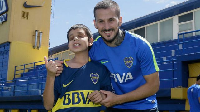 Thiago conoció a sus ídolos de Boca y confía en ganarle al cáncer