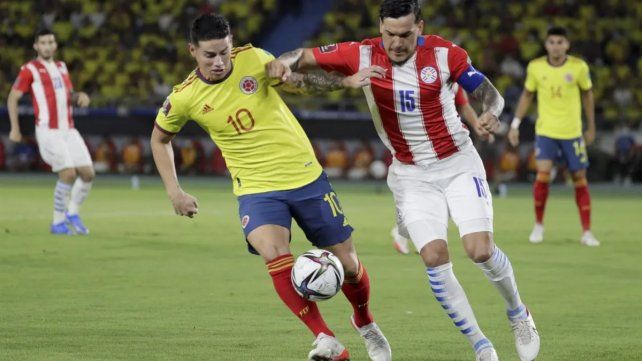 Colombia recibe a Paraguay.