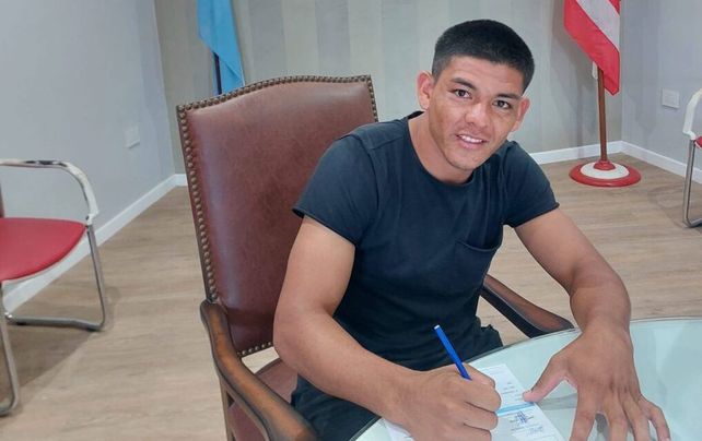 Sportivo Las Parejas se sigue posicionando como un club formador y vendió un juvenil.