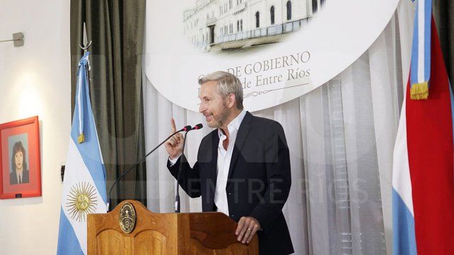 Rogelio Frigerio dijo que la deuda pública es $100.000 millones. Habló de la Ley de Transición de Gobierno para acotar contratos y licitaciones