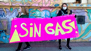 Los secundarios protestan con un Frazadazo este miércoles frente a la Escuela Nº469 (ex Técnica 7), en España al 100.&nbsp;
