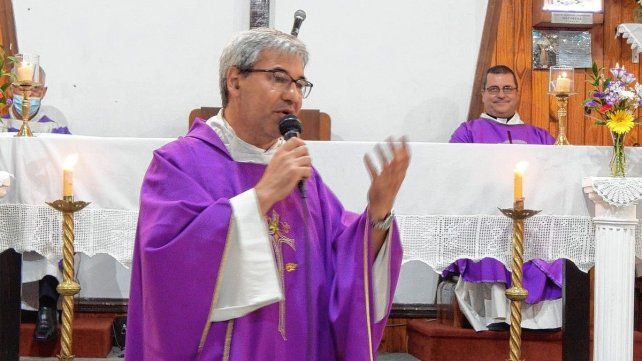 El padre Marcelo Blanche, nuevo párroco de la Basílica: su trayectoria y desafíos en una Santa Fe con una situación social crítica