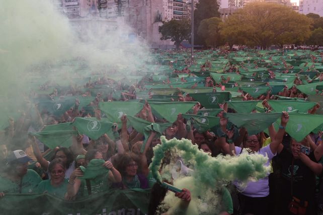 Aborto. El pañuelo verde se transformó en un símbolo en Argentina y el mundo