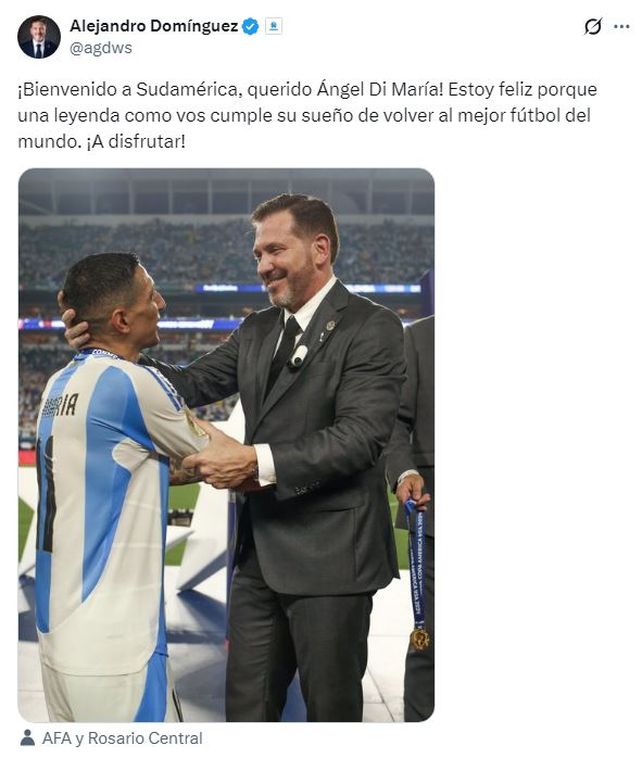 Alejandro Domínguez, presidente de la Conmebol, le dio la bienvenida a Di María cuando Fideo decidió regresar a Central.