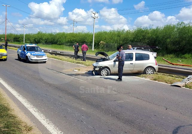 Una mujer resultó herida tras chocar una columna de luz en la circunvalación oeste