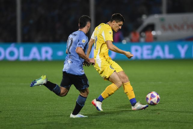 Francesco Lo Celso fue quien reemplazó a Mac Allister en cancha de Belgrano. Es otro de los que tiene chances.