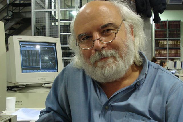 Este jueves, libros y Café con Juan Sasturain