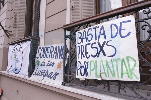 El fiscal pidió un mes de prisión condicional para la militante cannábica
