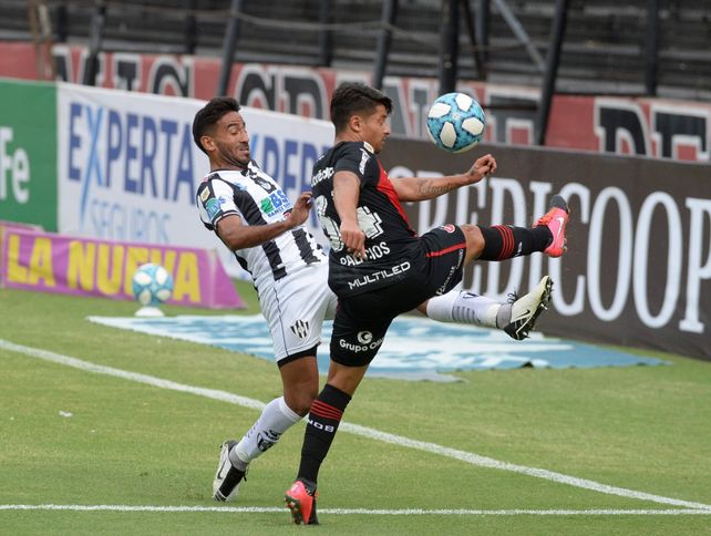 Newells le ganó a Central Córdoba por el aporte de los juveniles Cingolani y Sforza