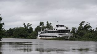 El gobierno provincial busca una salida local para el Barco Ciudad de Rosario