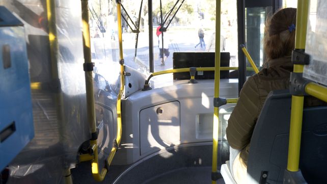 Usos, mitos y tragedias del primer asiento del bondi