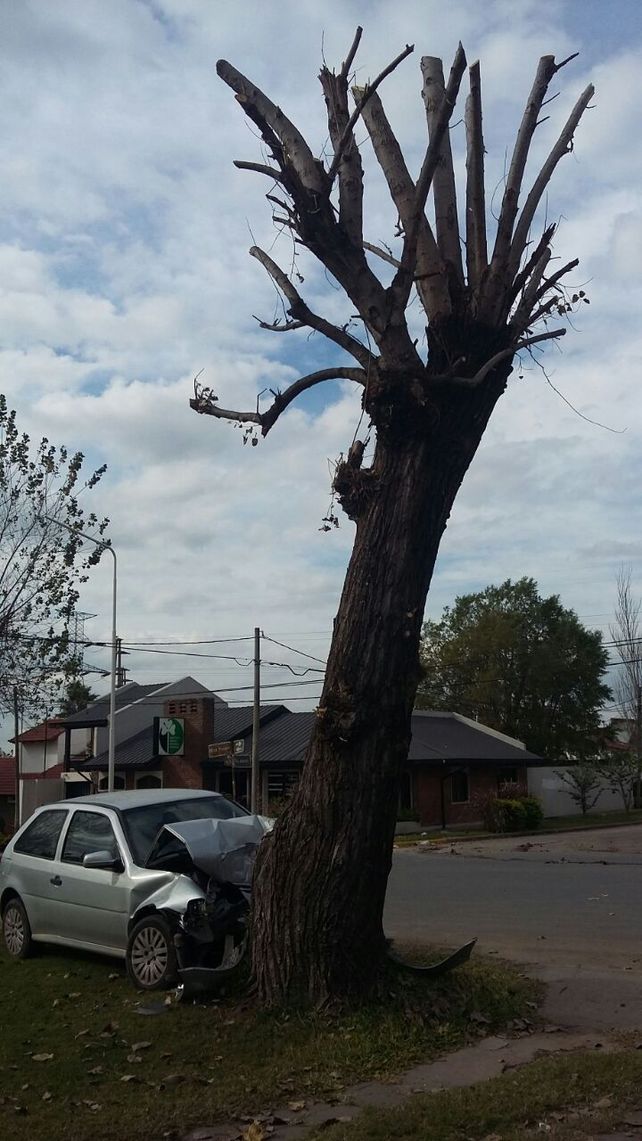Cura descompuesto. El padre Fariña iba a la iglesia San Cayetano.