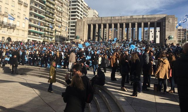 Las fotos de los chicos que juraron lealtad a la Bandera y la aparición de Manuel Belgrano