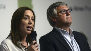 María Eugenia Vidal junto a su ex ministro de Trabajo.