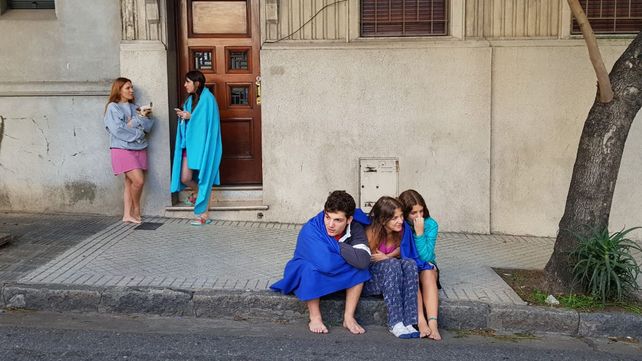 Tensión en barrio Martin al desatarse un incendio en un edificio