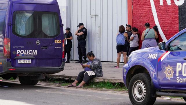Conmoción en Moreno al 3700. Un empleado de una fábrica de bolsas falleció este miércoles por electrocución