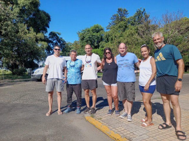 Participantes de la prueba que une Hernandarias con Paraná.