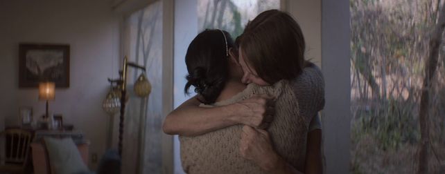 Ese abrazo. “Manto de gemas” gira sobre historias de desaparecidos y homicidios en Ciudad de México.