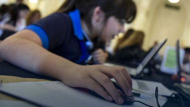 Buscan incentivar la presencia de las niñas y mujeres en espacios de ciencia y tecnología.