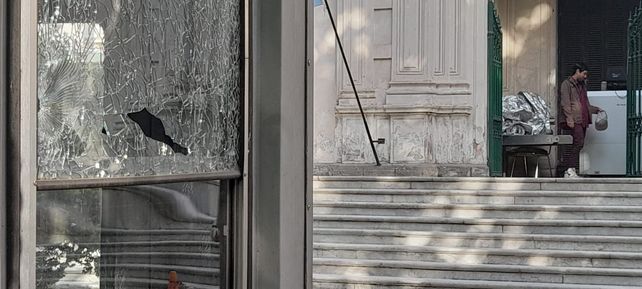 Ataque a Tribunales Federales: cautela hacia adentro e indiferencia afuera