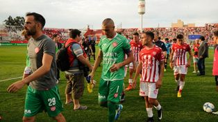 Las tres alternativas que evalúa Madelón para sustituir a Nereo Fernández