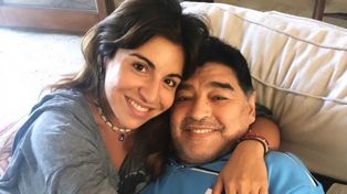 Gianinna descargó su bronca contra los enfermeros de Maradona: ¿Cómo ellos viven y vos no?