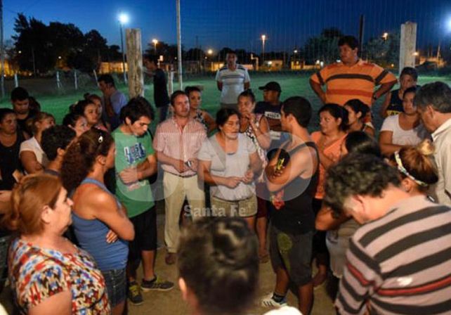 Sintieron miedo. Los disparos ocurrieron en un club de la ciudad de Rosario. Las víctimas fueron dos menores de siete y ocho años.  La Capital