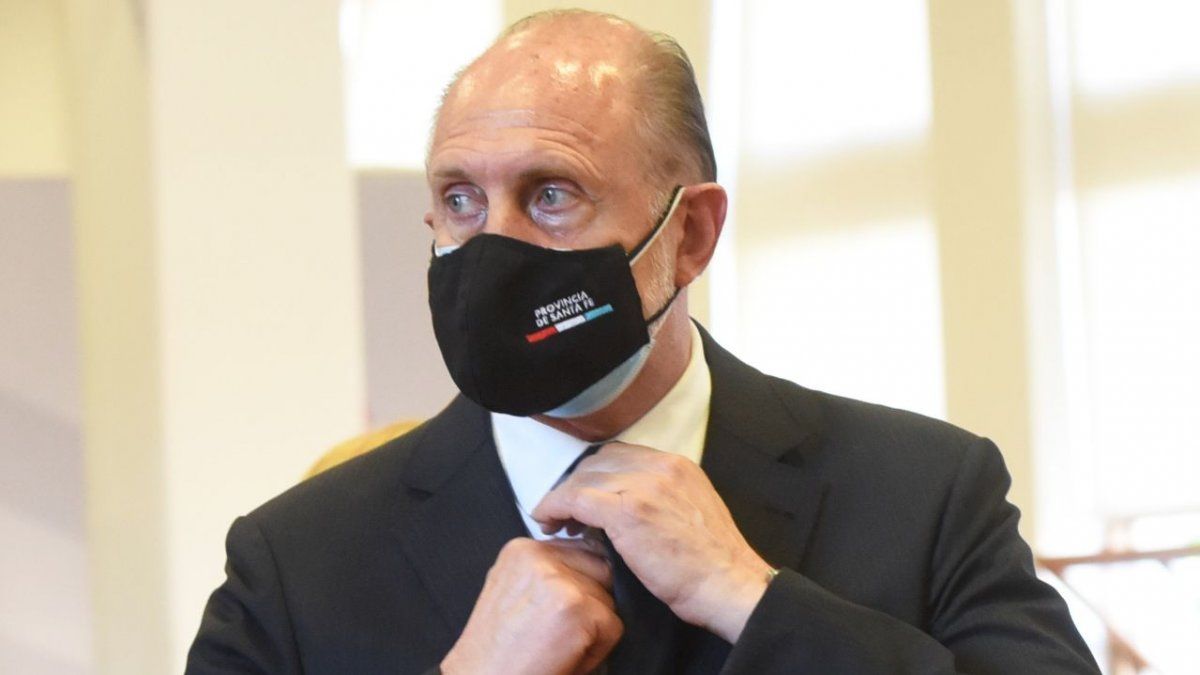 Perotti viajó a Buenos Aires, donde intenta gestionar el regreso de las clases presenciales