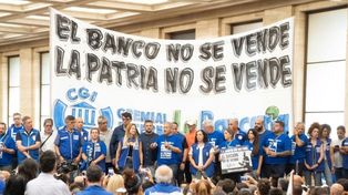 El sindicato de La Bancaria se movilizó en reiteradas oportunidades y salió al cruce de los intentos de privatización del Banco Nación por parte del gobierno nacional.