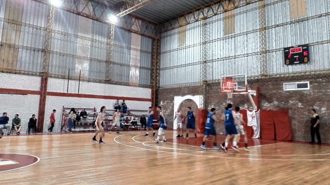 República del Oeste superó a Santa Rosa y se metió en las semifinales de la zona A2.