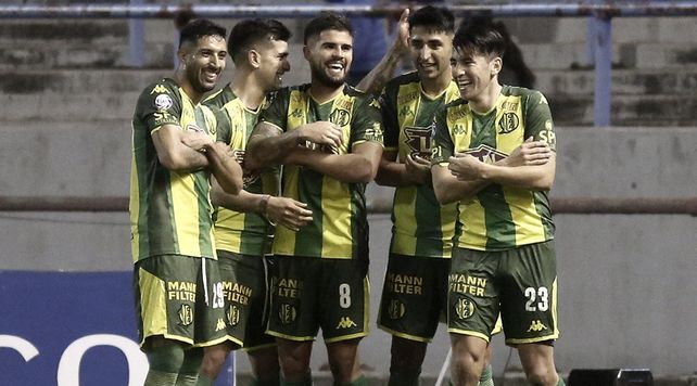Aldosivi y Central Córdoba animan un duelo clave por la permanencia