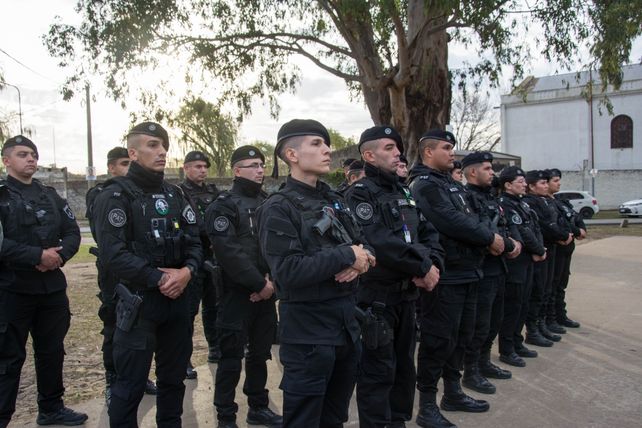 Presentaron a la Policía de Acción Táctica que comenzó a trabajar en Villa Gobernador Gálvez