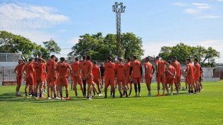 Los jugadores de Patronato se movieron por primera en el Pedro Mutio.