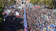 Multitud y memoria en la Plaza Mayo a 50 años del golpe