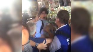 [Video] Casi linchan a Martín Lousteau en una manifestación