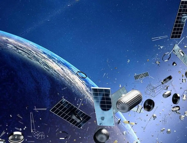 La basura espacial se ha convertido en un peligro para los satélites y una fuente de contaminación de las órbitas.