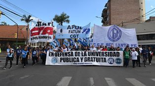 La CTA Santa Fe participó de la quinta Marcha Federal Universitaria y reclamó la aplicación de la ley de financiamiento
