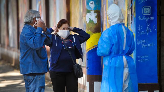 Deciden si el uso de barbijos será obligatorio en el país