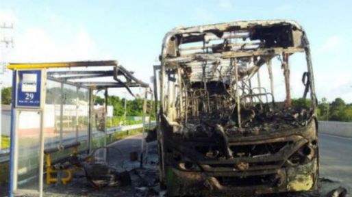 Ola de ataques castiga a diez ciudades del sur brasileño