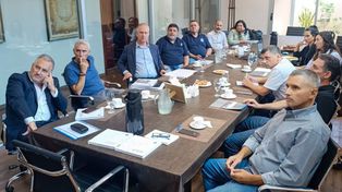 Desde la AIM y la UOM impulsamos el reconocimiento oficial de Rosario como la capital de la industria metalúrgica de argentina.