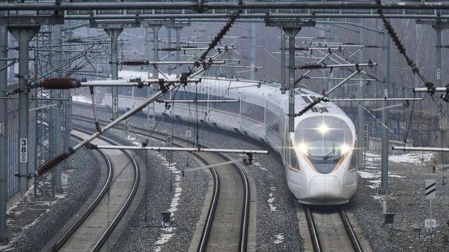 Los trenes de alta velocidad de China están diseñados para alcanzar velocidades de hasta 350 kilómetros por hora