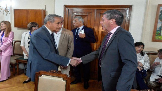 Gripe Aviar: Ballay habló de las medidas para enfrentar el brote