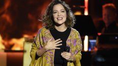 Natalia Lafourcade fue consagrada como la ganadora de la categoría Mejor Álbum del Año en la entrega de los Grammy Latinos. Natalia Lafourcade fue consagrada como la ganadora de la categoría Mejor Álbum del Año en la entrega de los Grammy Latinos.