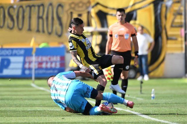 Deportivo Madryn es uno de los principales candidatos a ganar el Reducido de la Primera Nacional.
